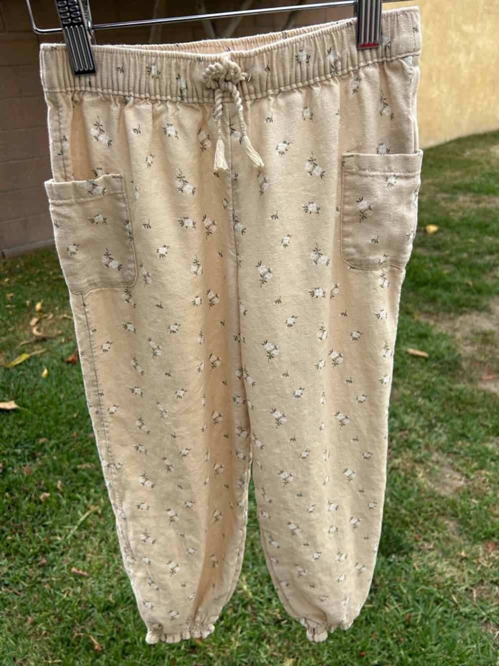 Old Navy Beige Floral Drawstring Waist Pants
